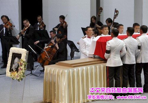 中国派谁出席李光耀的葬礼李源潮代表中方参加